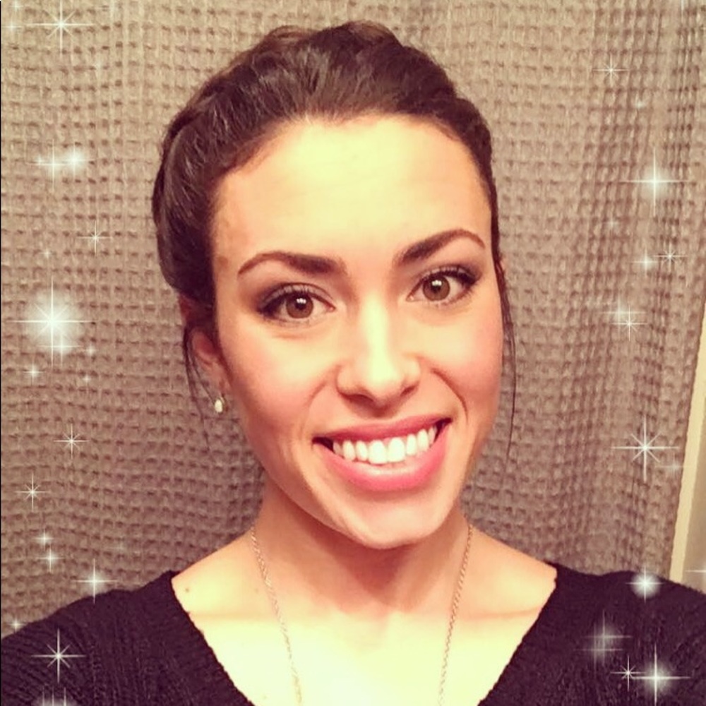 Meet your Posher, Stephanie
